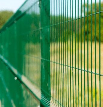 CHAIN LINK FENCE